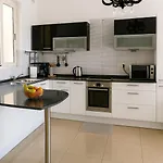 Modern Penthouse With 2 Bedroom & 2 Terraces By Seafront Walk Daire *