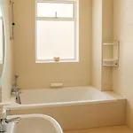Modern Penthouse With 2 Bedroom & 2 Terraces By Seafront Walk