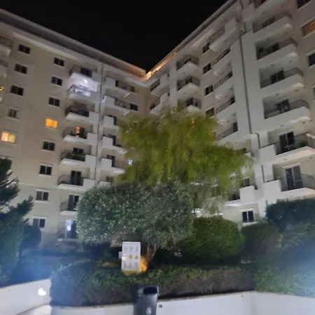 Modern Penthouse With 2 Bedroom & 2 Terraces By Seafront Walk