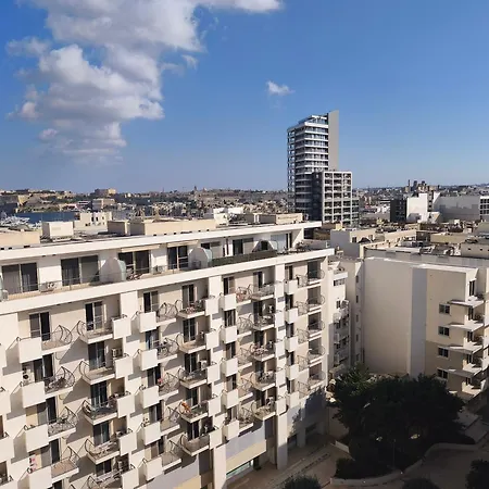 Modern Penthouse With 2 Bedroom & 2 Terraces By Seafront Walk Daire Sliema