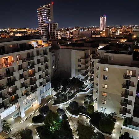 Modern Penthouse With 2 Bedroom & 2 Terraces By Seafront Walk Apartamento *
