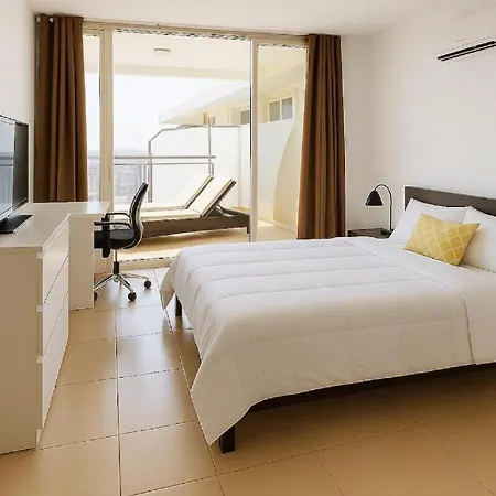 Modern Penthouse With 2 Bedroom & 2 Terraces By Seafront Walk Apartment